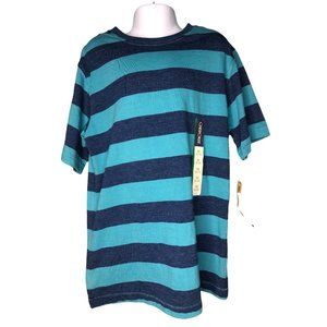 Cherokee med striped shirt